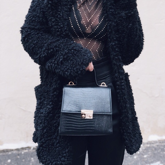 Veil Black Croc Vegan Top Handle Bag - Picture 2 of 8